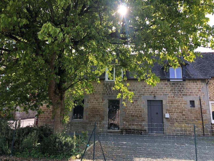 Aupres De Mon Arbre Apartment Pontmain Exterior foto